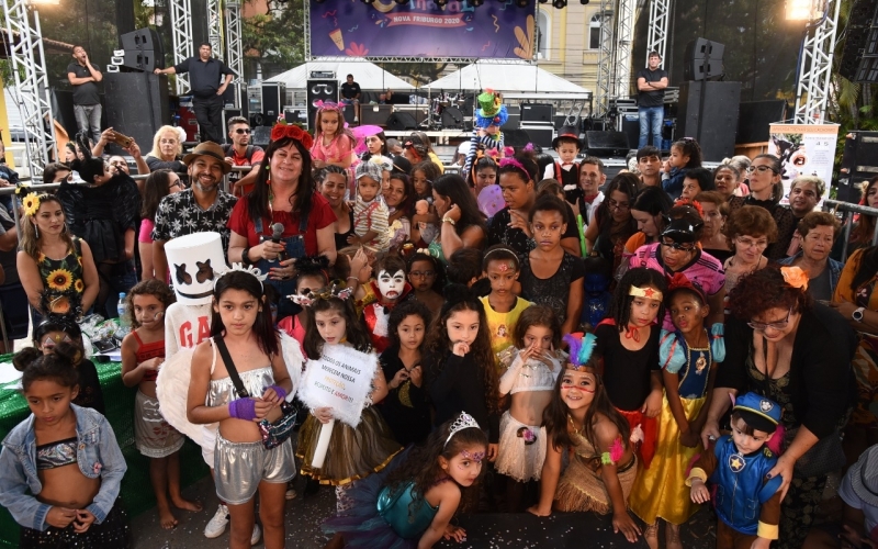 Concurso infantil de fantasia e de cães fantasiados animaram domingo de carnaval   em Nova Friburgo