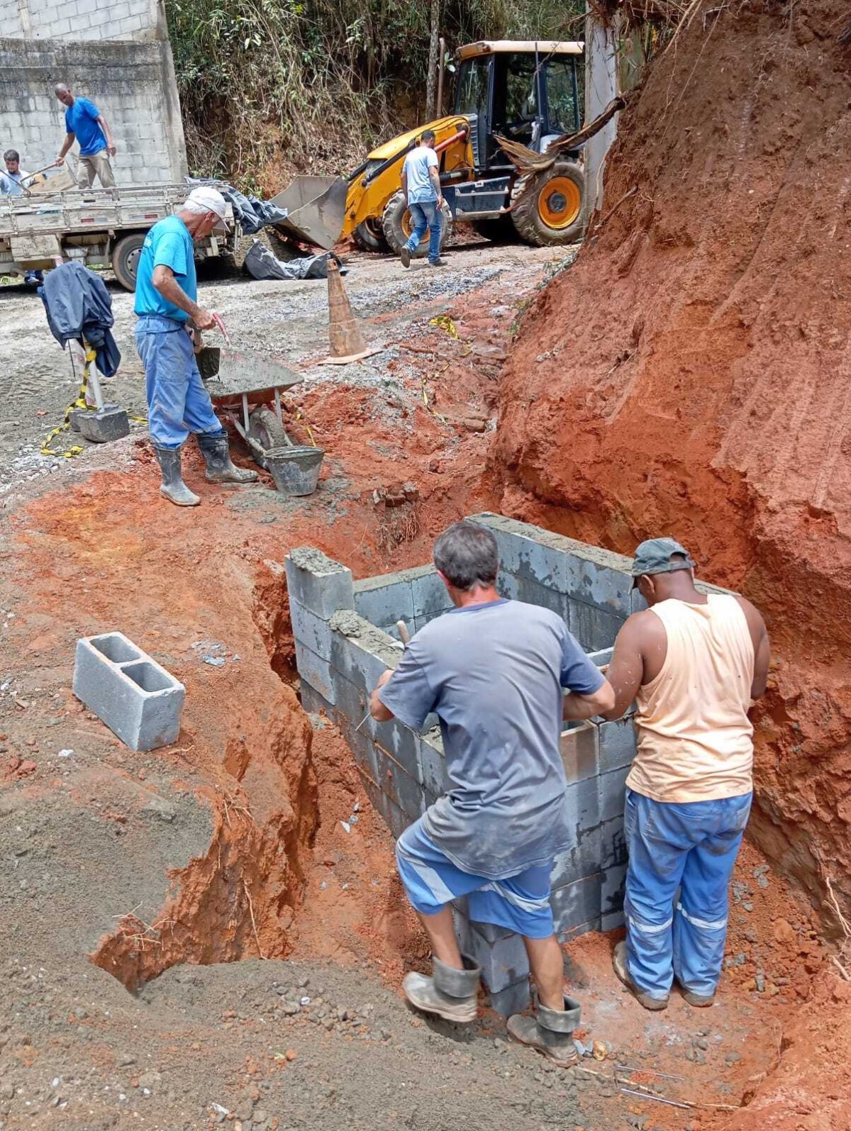 prefeitura-conclui-acoes-de-drenagem-e-manutencao-urbana