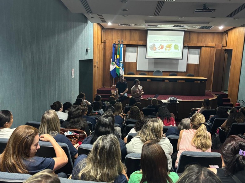 prefeitura-de-nova-friburgo-capacita-merendeiras-da-rede-municipal