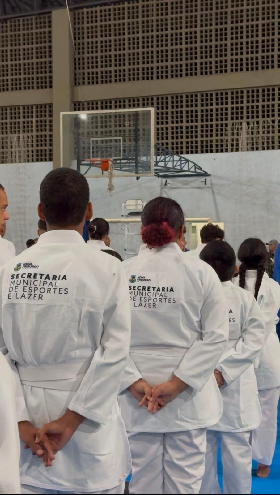 prefeitura-de-nova-friburgo-entrega-kimonos-para-alunos-dos-projetos-sociais-de-artes-marciais