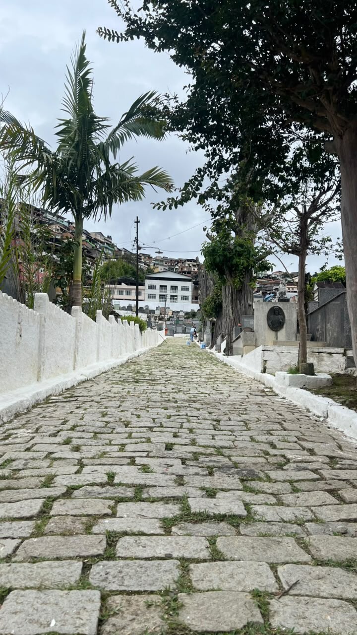 cemiterios-municipais-de-nova-friburgo-recebem-cuidados-especiais-em-preparacao-para-o-dia-de-finados
